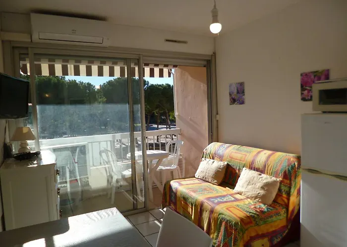 T1 Avec Loggia, Clim, Proche Thermes - Fr-1-571-60 *